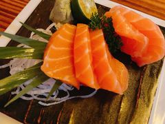 厚切三文鱼-成喜屋日本料理