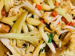 -佬麻雀·新湘菜(珠海金发购物中心店)