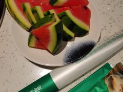 -三人行骨头王火锅(长寿店)