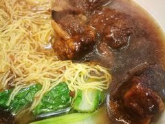红烧牛腩面-筷子
