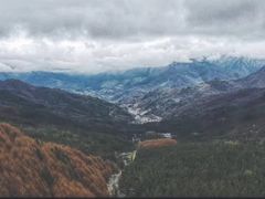 -硗碛藏寨·神木垒景区