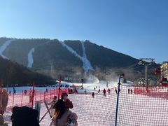 -亚布力新体委滑雪场