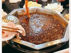-九尺赵老四鲜鹅肠火锅