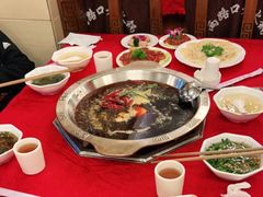 -山城年华老火锅(玉林店)