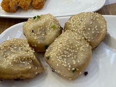 -小杨生煎(金山百联购物中心3楼店)
