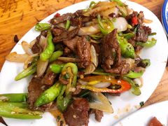 小炒牛肉-汉时湘菜