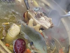 -广味炭炉鸡煲(宝业路分店)