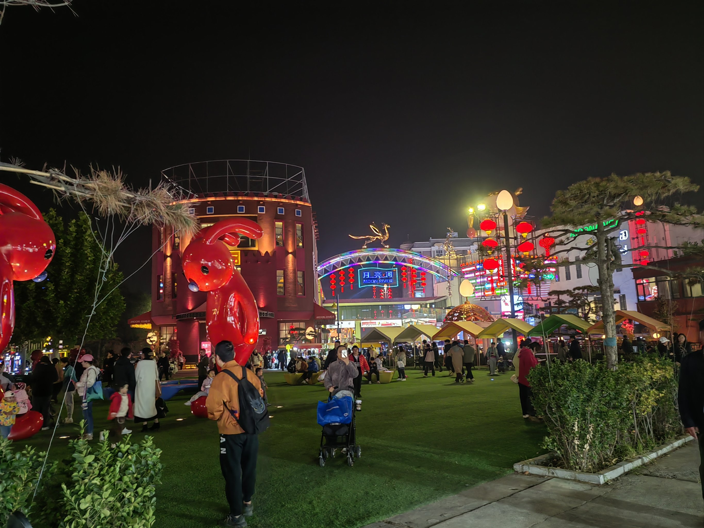 基山街夜市图片