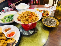 外婆烤竹笋-川流不息·地道川菜·小龙虾(松东路店)