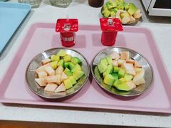 -抱抱熊托育中心(大悦城店)