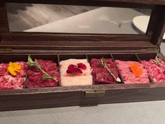 -左庭右院鲜牛肉火锅黑金店(陆家嘴中心店)