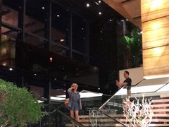 -上海龙之梦万丽酒店