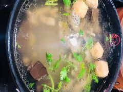 -百年尹氏汤包(环球美食荟店)