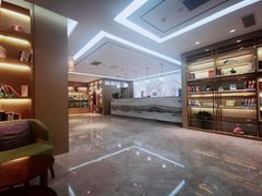 -杭州西湖湖滨银泰亚朵酒店