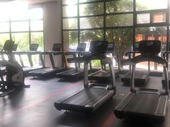 -康慈健身(雅戈尔雷迪森广场店)