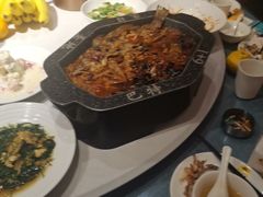 -巴特餐饮6加1音乐餐吧·新疆菜