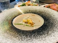 黑松露蘑菇汤-YUE·6·西式融合餐厅(外滩六号店)