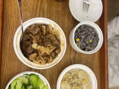 -雪梅月子中心(华侨城店)