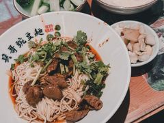 -兵哥豌豆面(雅颂居店)