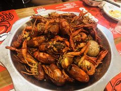 -李双猪·小龙虾·烧烤·羊肉煲(乐山店)