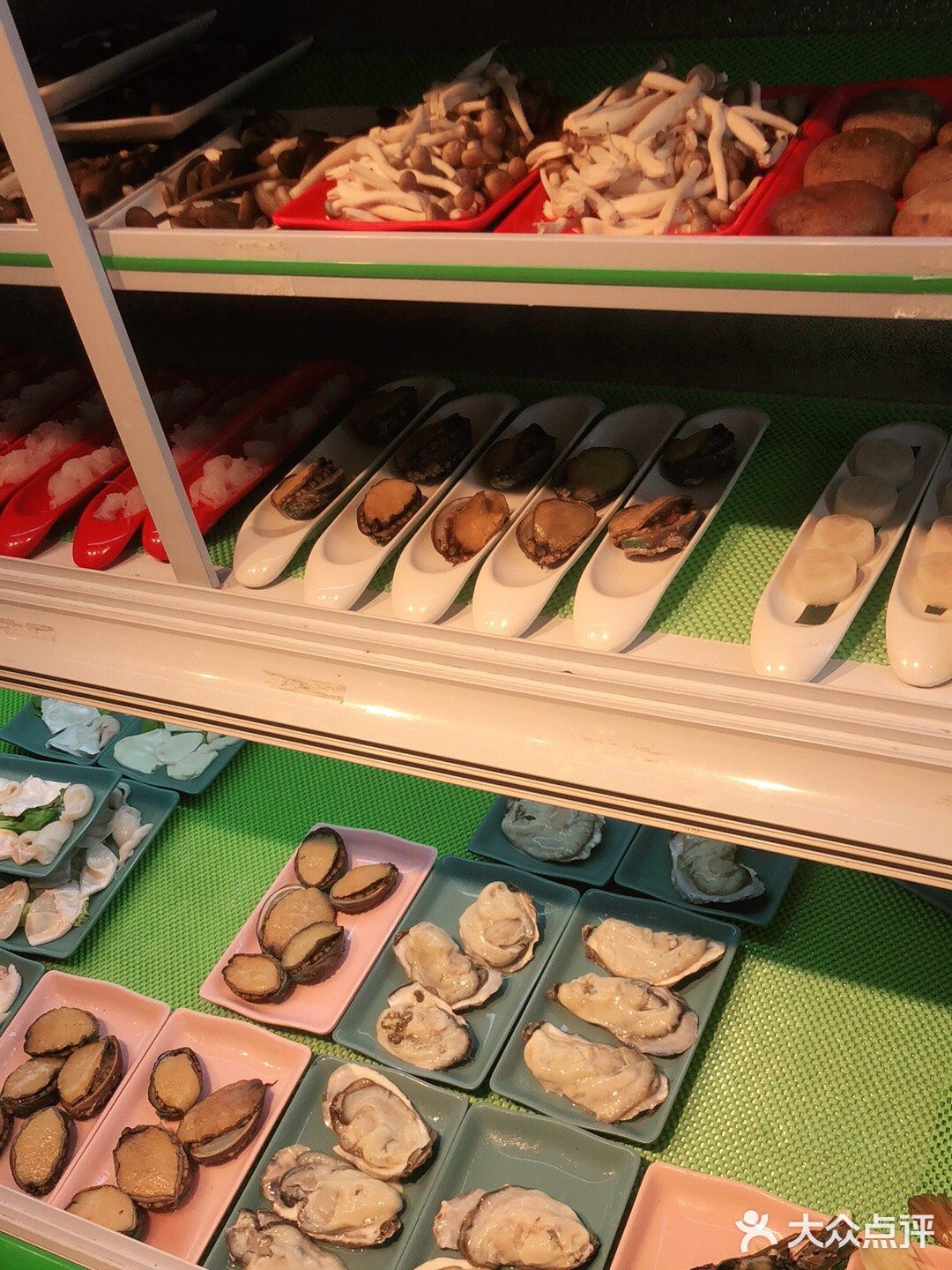越滚越店老广煲仔粥
