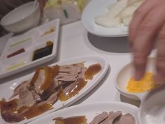 -皇城根·鲁菜济南菜·吊炉烤鸭·炒鸡鱼头(济南旗舰店)