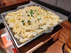 脆爽烤酸菜-管氏翅吧(地安门创始店)
