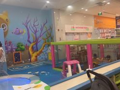 -孩子王童乐园(余姚万达店)