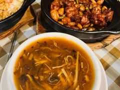 老香港碗仔翅-新大咀港式茶餐厅(宝山万达店)