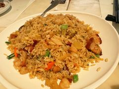 -港丽餐厅(高德置地店)