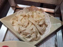 -羊家胡同·龙虾烧烤火锅(龙汇路店)