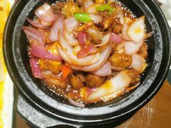 -东口码头·烧鸽子·鱼头泡饼·地方菜(金鹰悦城店)