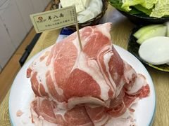 -洞庭洲·防空洞火锅·铜锅涮肉·烧烤(新百广场店)