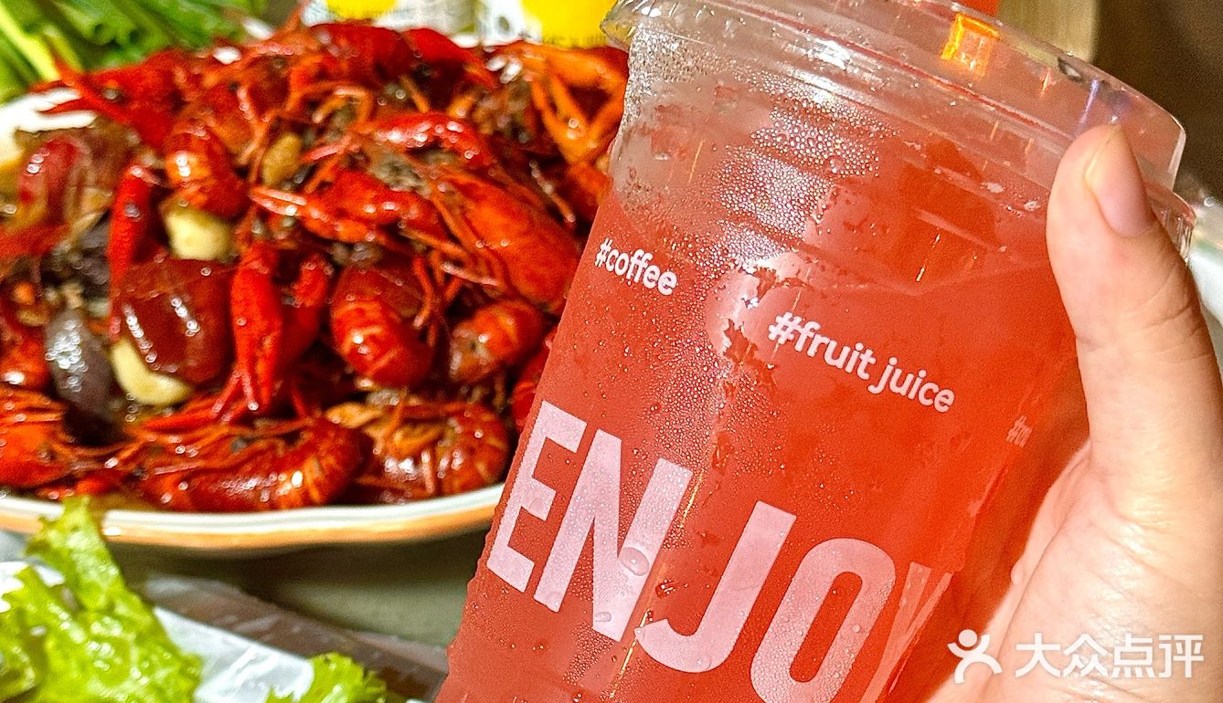 在日照过夏天怎么能少得了烧烤和小龙虾🦞！