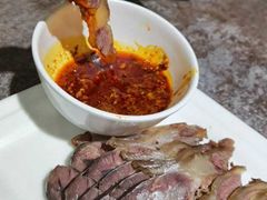 卤牛肉-贯贯吉·清真餐厅(浙江中路店)