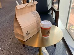 -Peet's 皮爷咖啡(望京小街店)
