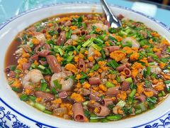 活海肠海胆盖浇饭-崴海渔村(虹梅路店)