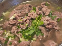 -冯烫烫跷脚牛肉·川菜小馆(武胜西街店)