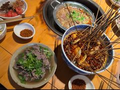 -大众跷脚牛肉馆·非遗传承单位(峨眉山店)