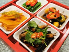 -天山集市(和家乐广场店)