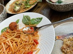 -Brut Eatery Wine Bar & Restaurant (建国东路店)