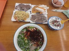 -穆芳阁兰州纯汤牛肉面(西安总店)