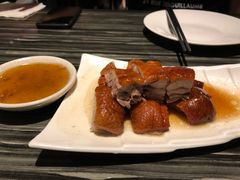 -上海滴水湖皇冠假日酒店