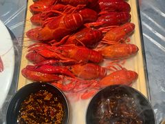 -肥肥虾庄·金牌油焖大虾(杨园滨江时代walk店)