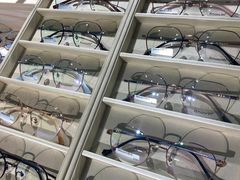 -Trend1881视光·蔡司视觉(领展广场店)