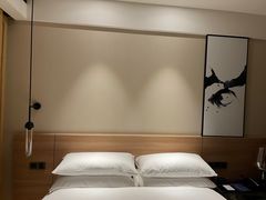 -上海浦东中心万枫酒店
