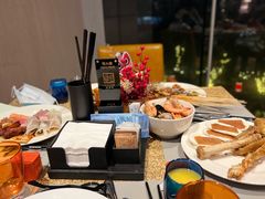 -怡咖啡海鲜自助餐厅(浦东香格里拉店)