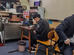-渝之汇牛肉豌杂面