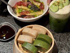 -三出山火锅(万象天地店)