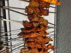 -街角等你.大连海鲜烧烤.经典铁板海鲜串(西安路店)